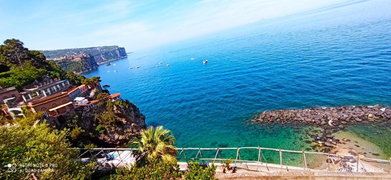 La Villa Degli Dei - Guest House Castellammare di Stabia Exteriér fotografie